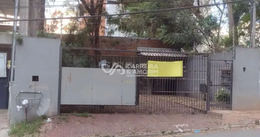 Aluguel de Prédio Comercial com 4 Salas na Vila Andrade - São Paulo-SP: 550m², 2 Banheiros e 4 Vagas!