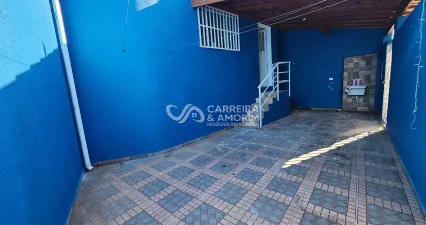 ALUGO CASA INDEPENDENTE, 3 DORMITÓRIOS, SALA, COZINHA, VAGAS DE GARAGEM CARRO E MOTO, PARQUE FERNANDA.