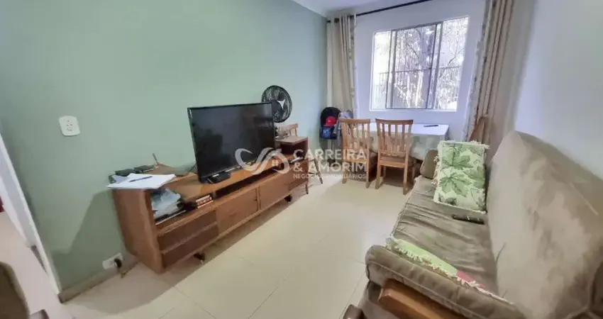 Apartamento a venda,  2 dormitórios, sala 2 ambientes, cozinha, banheiro, garagem. jardim novo santo amaro.