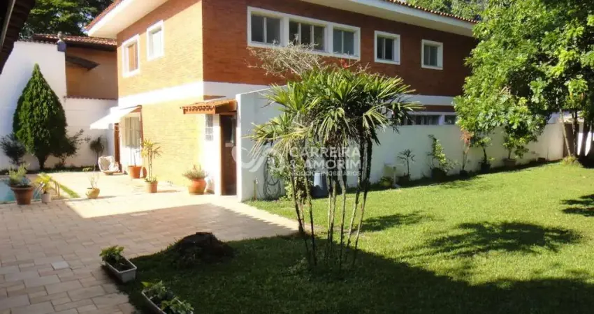 Espaçosa casa de luxo com 4 quartos e 2 suítes no jardim morumbi, são paulo! venha conferir!