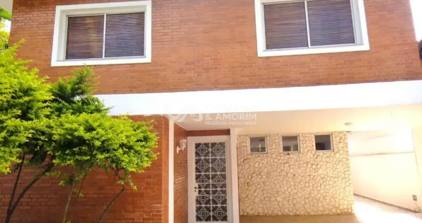 Espaçosa casa de luxo com 4 quartos e 2 suítes no jardim morumbi, são paulo! venha conferir!
