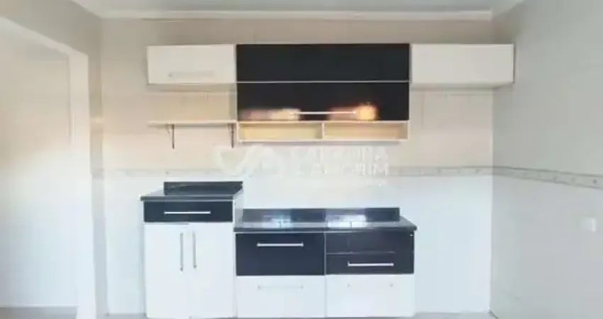 Alugo casa c0m 04 dormitórios, cozinha com armarios, 02 banheiros e área de serviço, rua canuto luiz do nascimento, jardim são luis / pq. Sto. Antnio