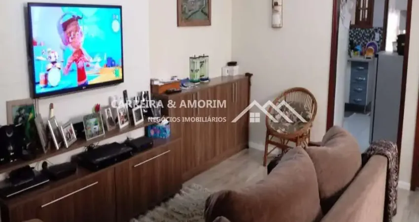 CASA A VENDA, 3 DORMITÓRIOS, SUÍTE, SALA 02 AMBIENTES, COZINHA PLANEJADOS, VARANDA GOURMET, 03 BANHEIROS, 03 VAGAS DE GARAGEM. JARDIM HELGA.
