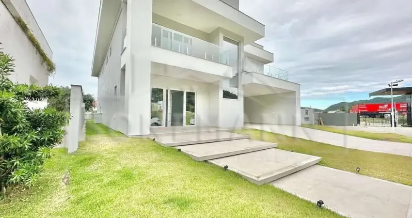 Casa à venda no bairro Ingleses do Rio Vermelho - Florianópolis/SC