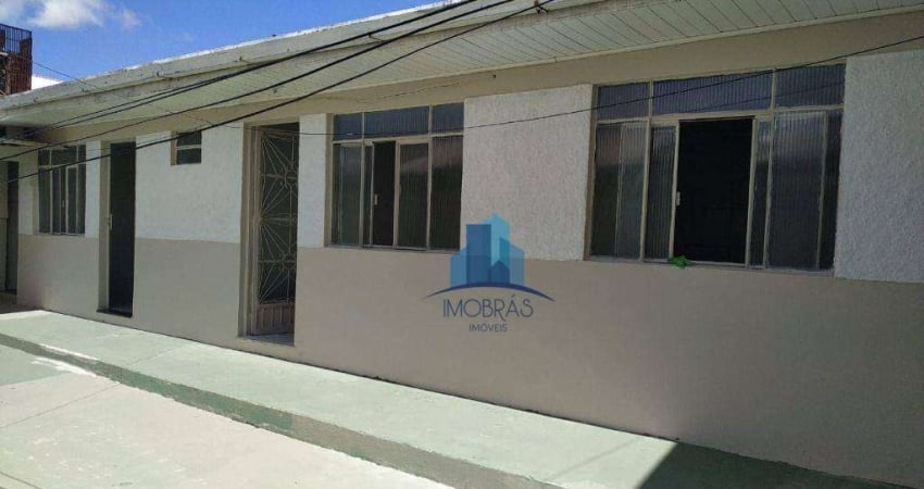 Casa com 1 dormitório para alugar, 50 m² por R$ 1.530,00/mês - Pinheirinho - Curitiba/PR
