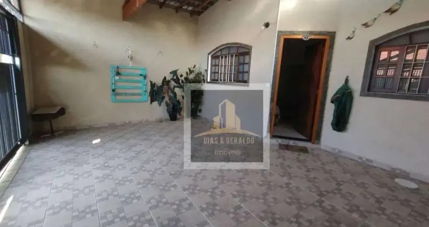 Casa com 2 dormitórios à venda, 169 m² por R$ 390.000,00 - Residencial Santa Paula - Jacareí/SP