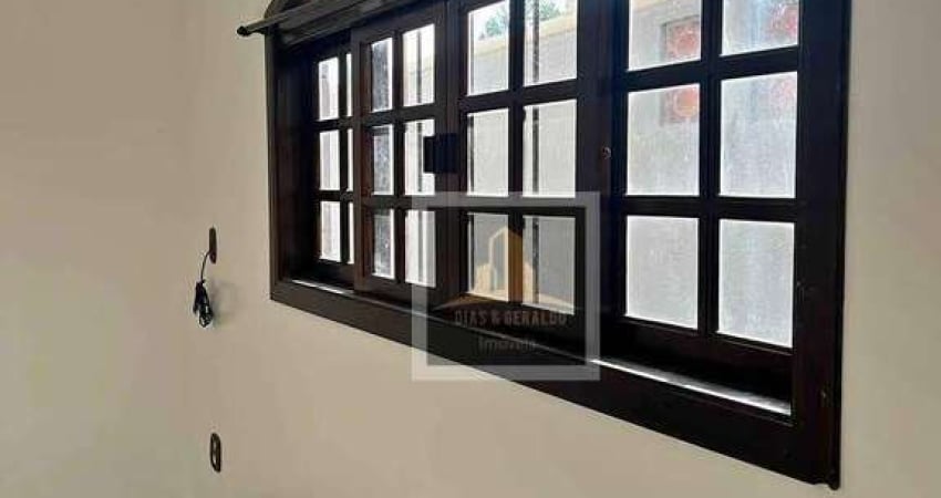 Casa com 2 dormitórios para alugar, 180 m² por R$ 1.850/mês - Vila Industrial - São José dos Campos/SP