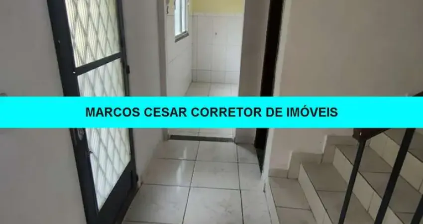 Casa em condomínio fechado com 2 quartos para alugar na Rua Pereira da Nóbrega, 359, Marechal Hermes, Rio de Janeiro