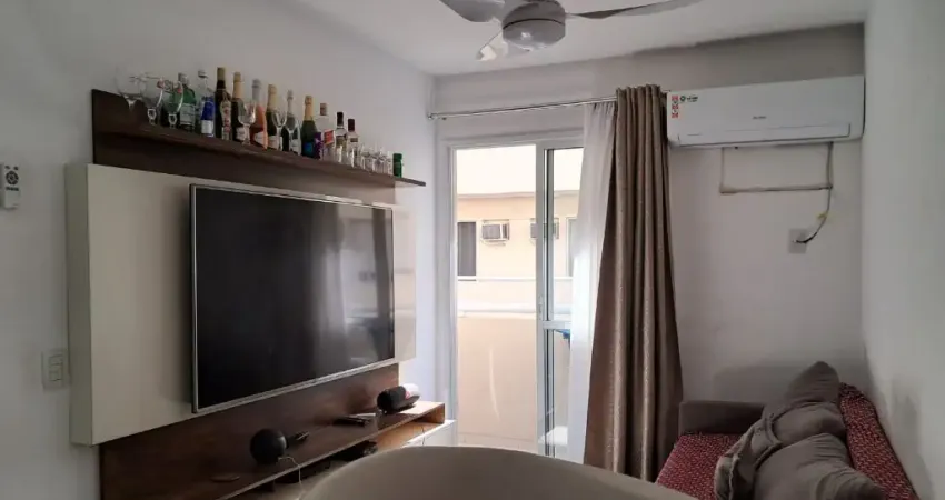 Apartamento com 02 quartos em condomínio clube no Pechincha