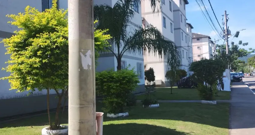 Oportunidade - Apartamento térreo para locação 02 quartos no Anil