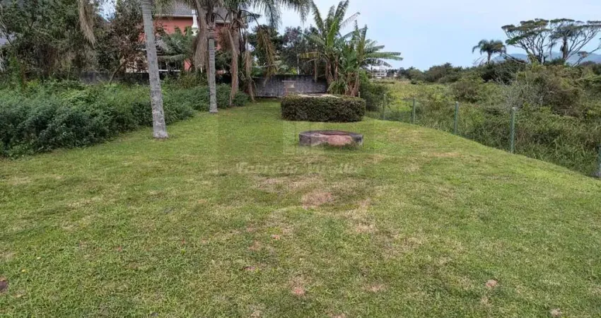 Terreno à venda no Pântano do Sul, Florianópolis 
