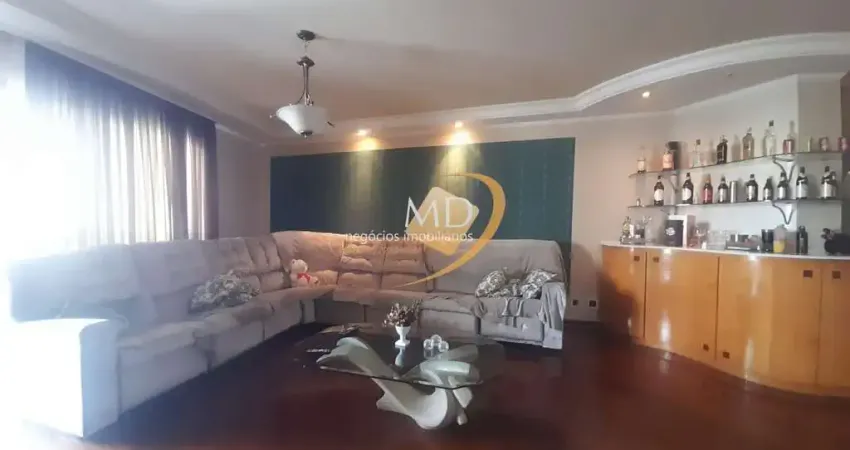 Apartamento com 4 quartos para alugar na Rua José Benedetti, Santo Antônio, São Caetano do Sul