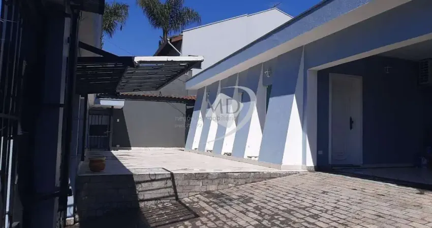 Casa com 3 quartos para alugar na Avenida Papa João XXIII, Jardim São Caetano, São Caetano do Sul