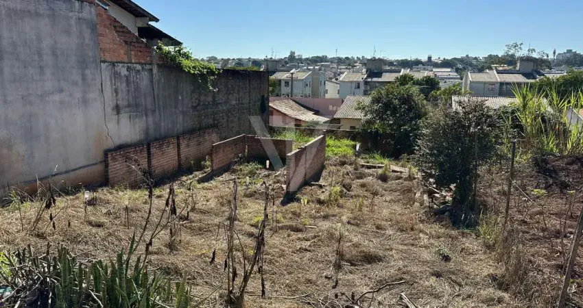 Terreno à venda no Jardim Novo Sabará, Londrina 
