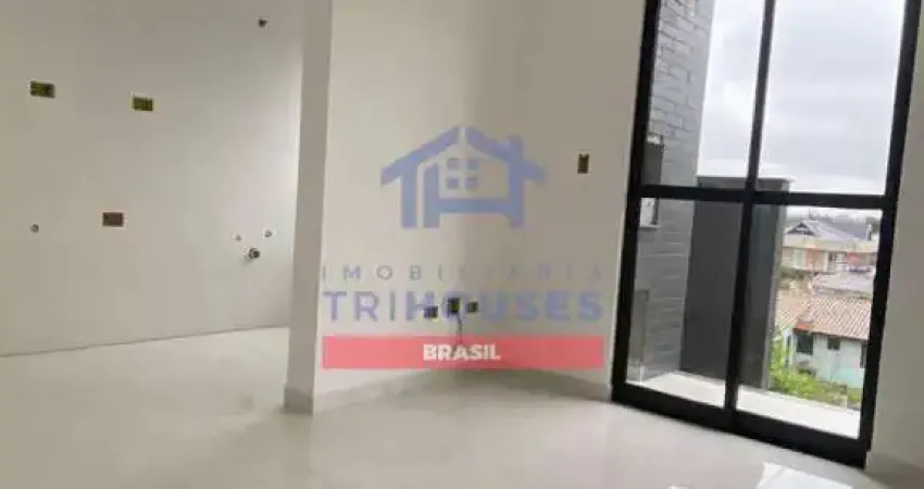 Maravihoso apartamento duplex. Em São José dos Pinhais. No bairro Cidade Jardim.