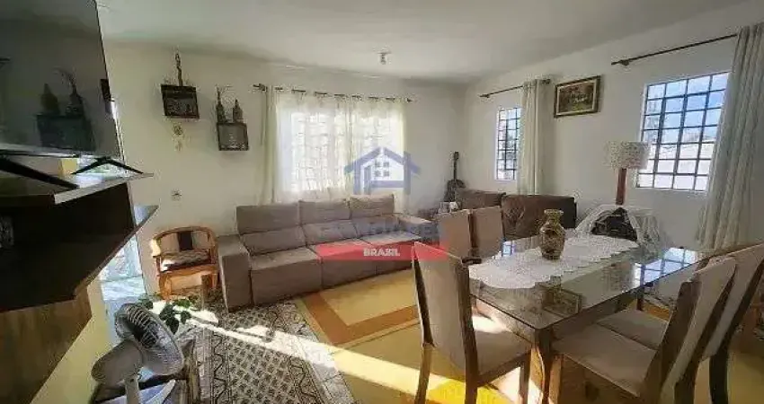 Sobrado com 1 dormitório à venda no bairro Tarumã, Curitiba por R$780 mil