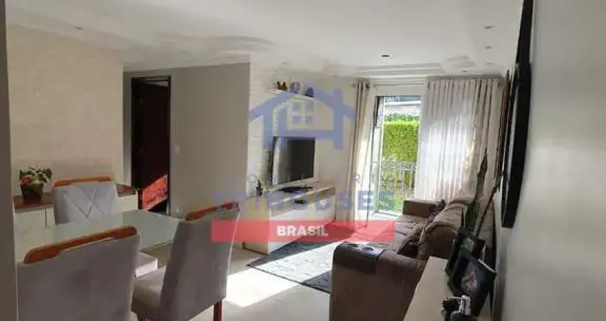 Lindo Apartamento  térreo com 3 dormitórios, sacada e churrasqueira à venda, no bairro Pinheirinho,