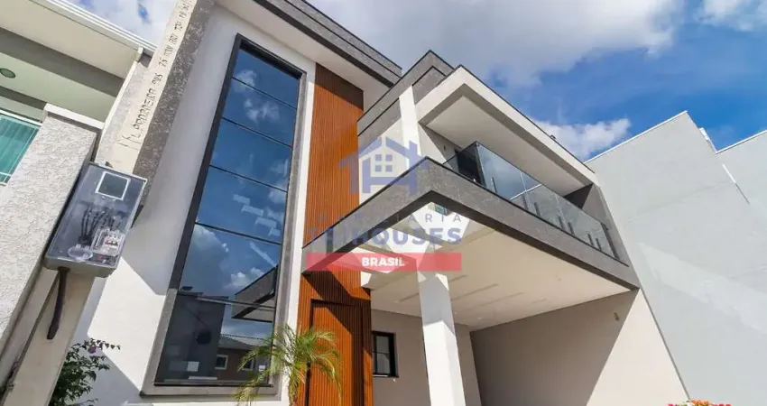 Sobrado Triplex alto padrão em condominio fechado com 4 dormitórios e 2 suítes à venda, no bairro U