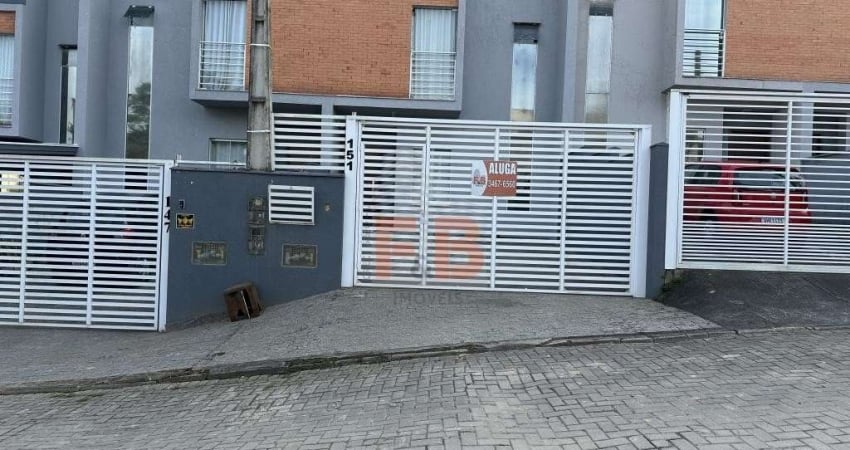 SOBRADO GEMINADO no BOM RETIRO com 3 quartos para LOCAÇÃO, 100 m²
