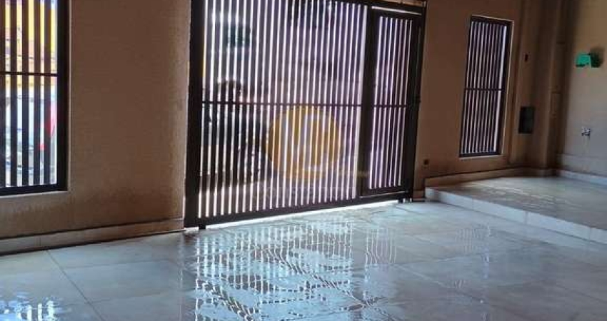 LINDA CASA COM 2 QUARTOS, SUITE E 3 VAGAS GARAGEM E PISCINA - SANTA JULIA