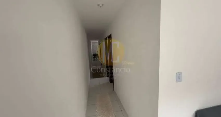 CASA COM 2 QUARTOS, 1 BANHEIRO COM VAGA GARAGEM ATE 2 CARROS - ZONA LESTE