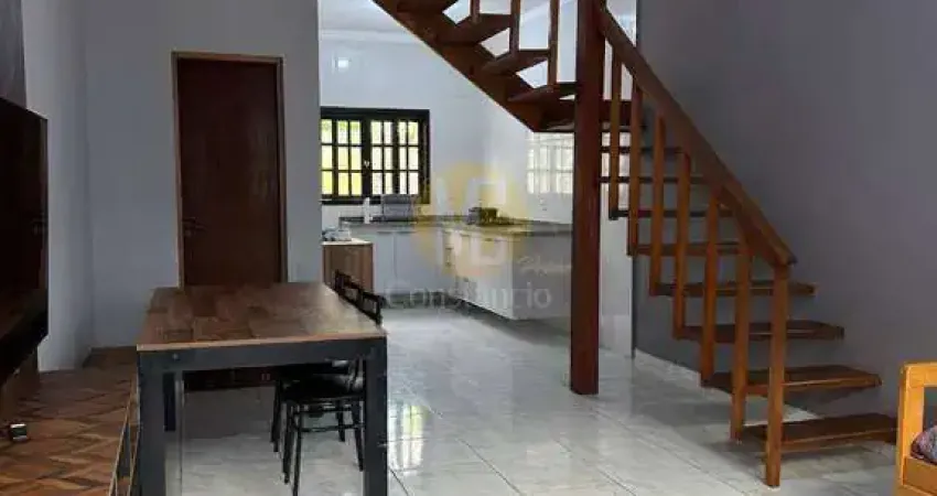 SOBRADO 2 QUARTOS, SUITE,  ACEITA PERMUTA EM SÃO JOSE DOS CAMPOS OU CARRO!