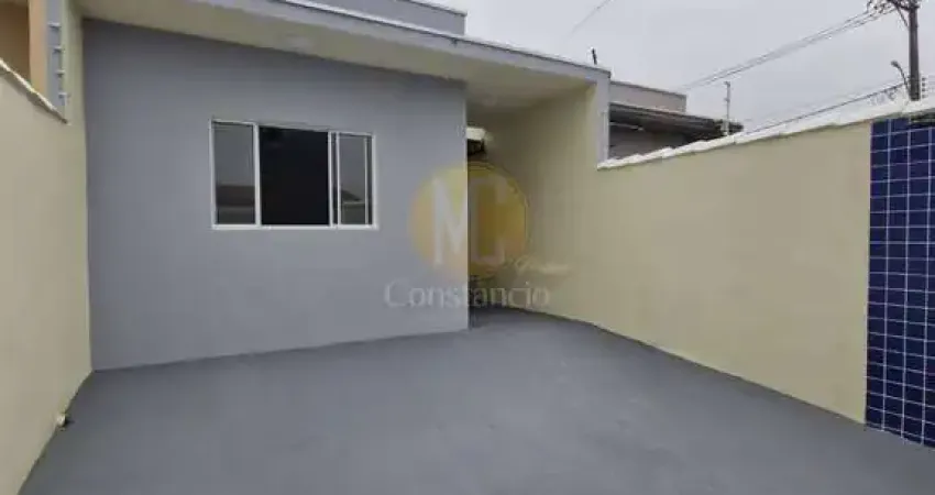 CASA A VENDA COM 2 DORMITÓRIOS NO BALNEÁRIO GOFINHO EM CARAGUATATUBA