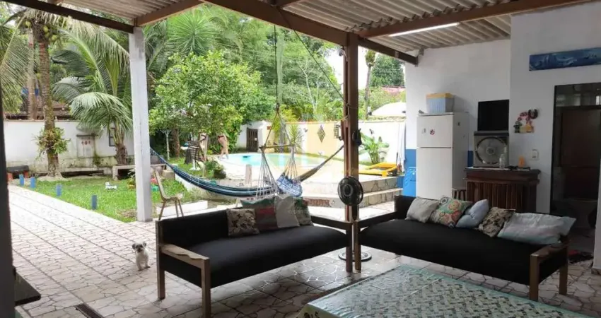 Casa com 3 quartos à venda na Rua José Vicente dos Santos, Massaguaçu, Caraguatatuba