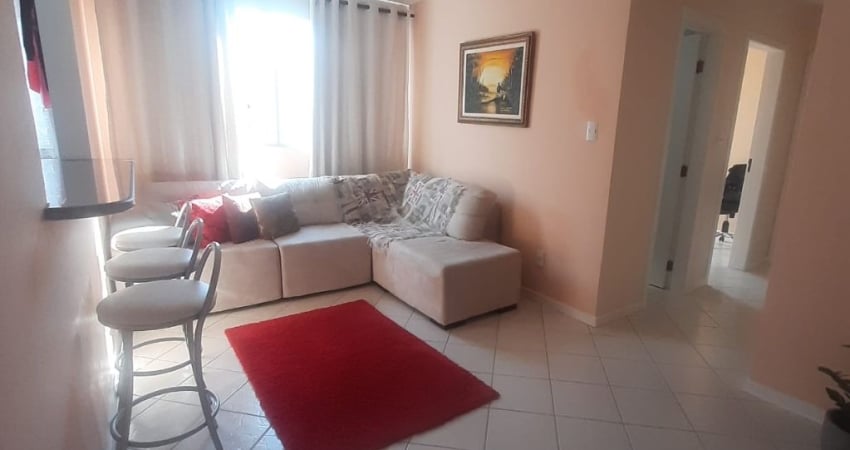 BELO APARTAMENTO CHARME, SOL,  LOCALIZAÇÃO E PREÇO! OPORTUNIDADE IMPERDÍVEL