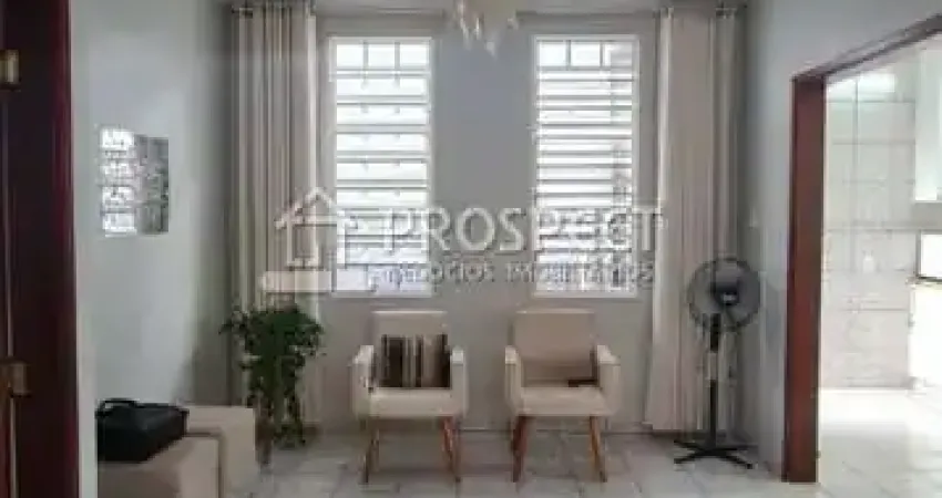 Casa no Jardim Paulista | 3 dormitórios ( 1 suíte) | 2 vagas