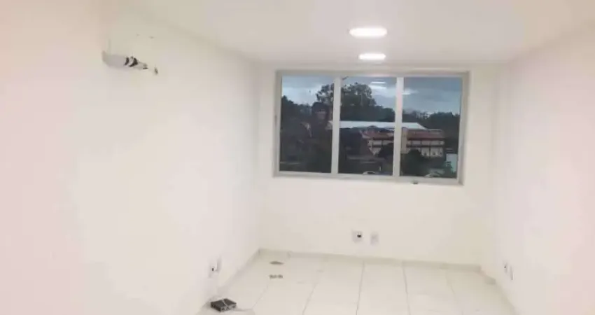 Sala comercial para alugar na Rua Lopo Saraiva, Pechincha, Rio de Janeiro