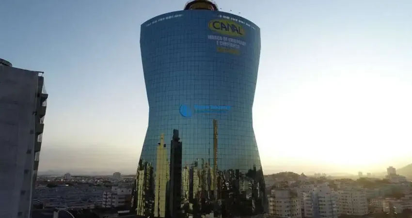 Sala comercial de alto padrão com vista privilegiada, na praia de itaparica.