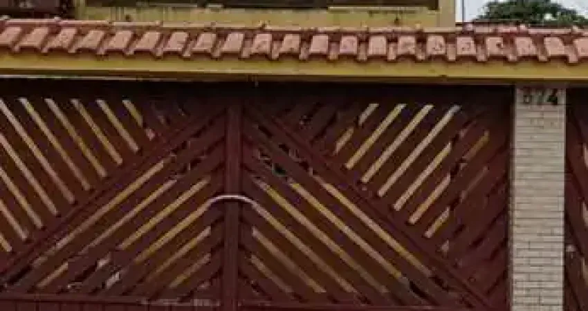 Casa para Venda em Itanhaém, Loty, 3 dormitórios, 2 banheiros, 2 vagas