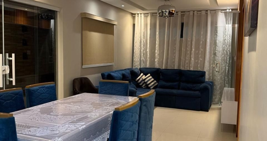 VENDE CASA COM 3 QUARTOS, SENDO 1 SUÍTE, PISCINA | Cond. Nascente do Tarumã / Manaus-AM