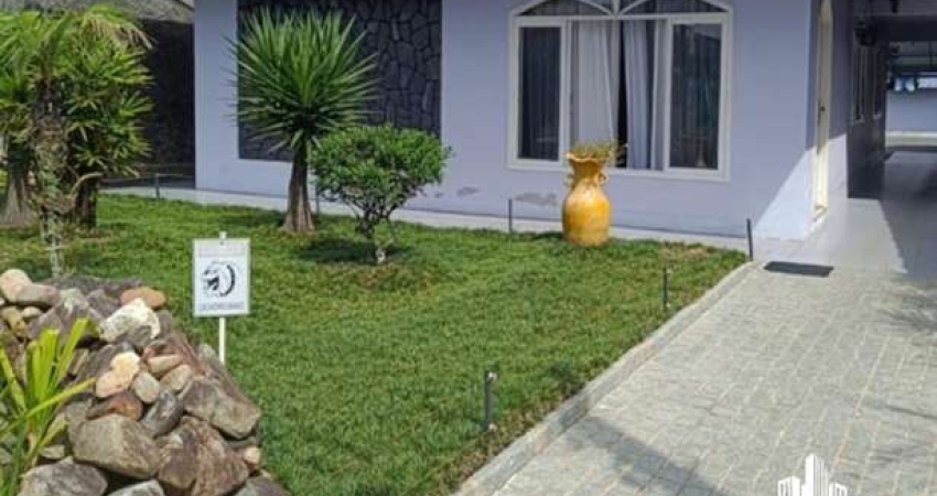 Casa para Venda em Joinville, Floresta, 2 dormitórios, 1 banheiro