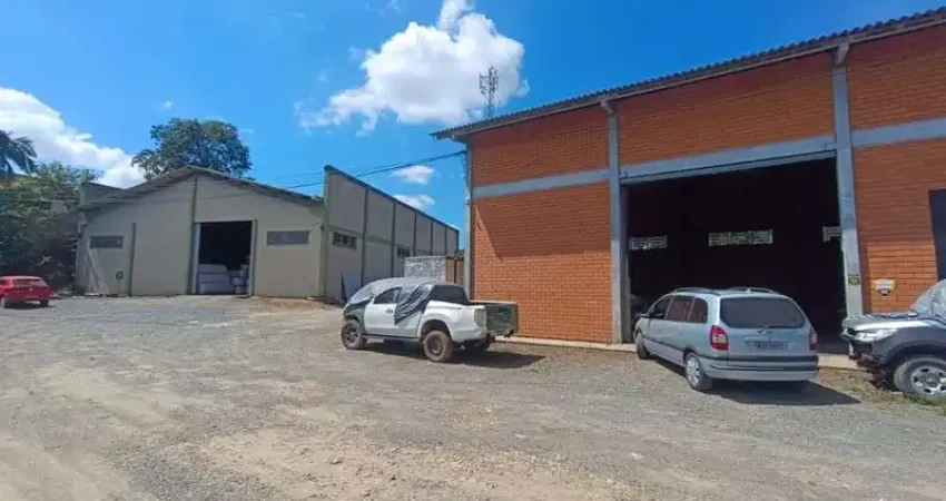 Barracão / Galpão / Depósito à venda na Servidão Beatriz de Oliveira, 2557, Costa e Silva, Joinville