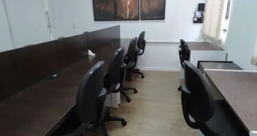 Sala comercial para alugar na Rua Catarina Meira dos Santos, 654, Barreiros, São José