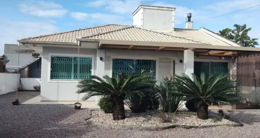 Casa para venda em palhoça, pedra branca, 3 dormitórios, 1 suíte, 1 banheiro, 5 vagas