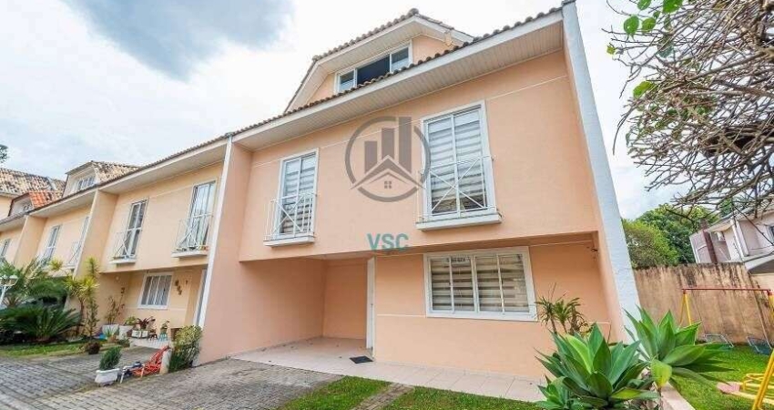 Triplex em condomínio, 3 quartos sendo uma suíte com 140m²