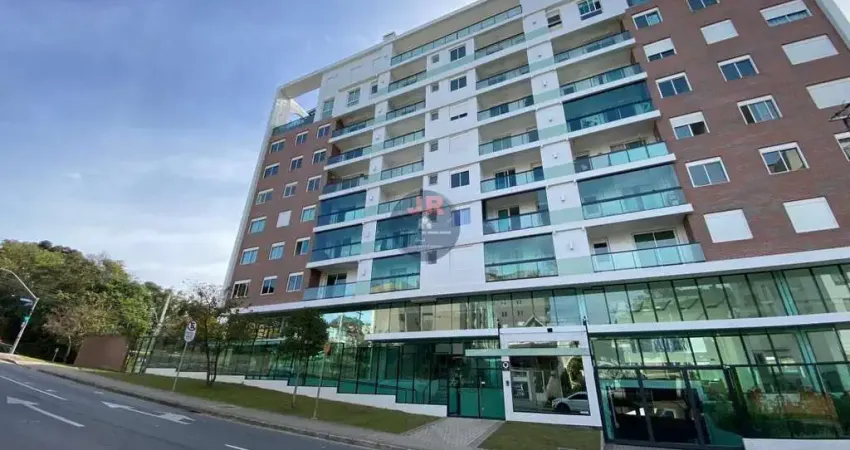 Cobertura duplex, com vista panorâmica, 4 quartos sendo 2 com suíte.