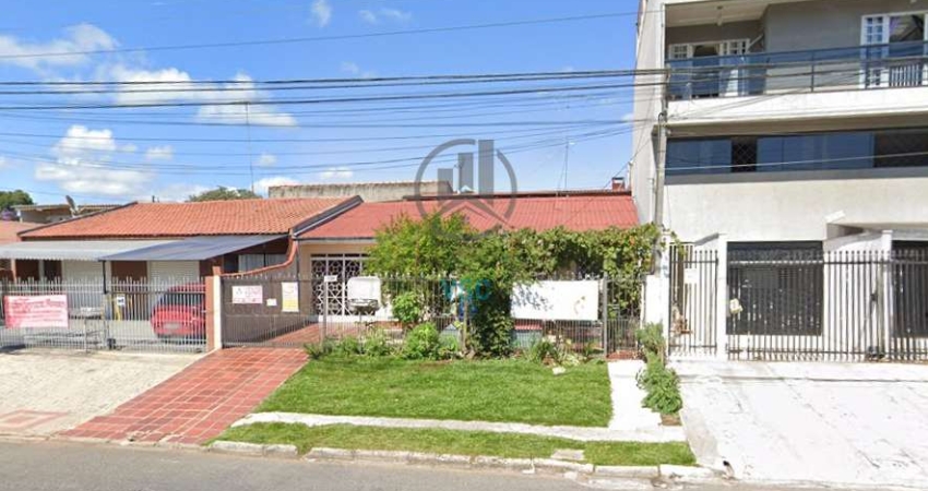 Casa térrea na melhor localização do Sítio Cercado, 3 quartos e ótimo espaço gourmet