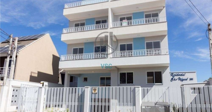Cobertura Duplex, com um amplo terraço, no bairro Fazendinha