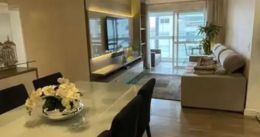 Apartamento alto padrão mobiliado, no coração da Água Verde!