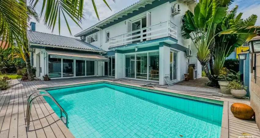 Casa com 3 quartos à venda na Rua Fagundes Varela, 71, Morro do Espelho, São Leopoldo