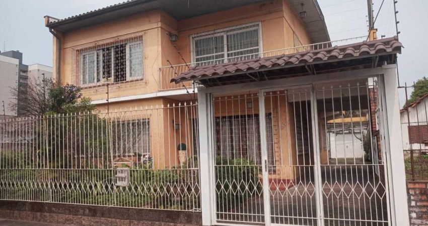 Casa com 4 quartos à venda na Rua General José Machado Lopes, 197, Centro, Esteio