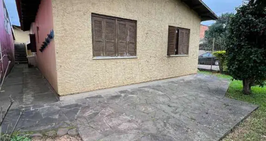 Casa com 3 quartos à venda na Osório, 24, Centro, Esteio