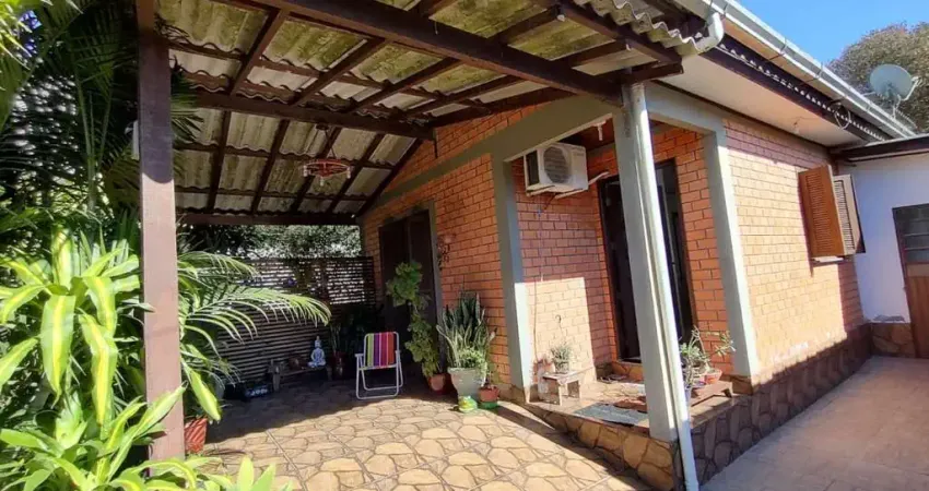 Casa com 2 quartos à venda na Rua Prata, 133, Centro, Esteio