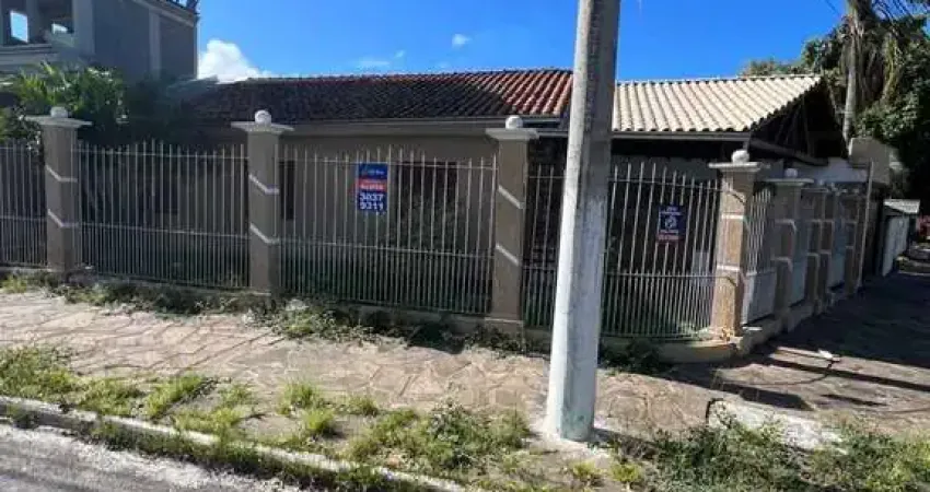 Casa com 3 quartos para alugar no Liberdade, Esteio 