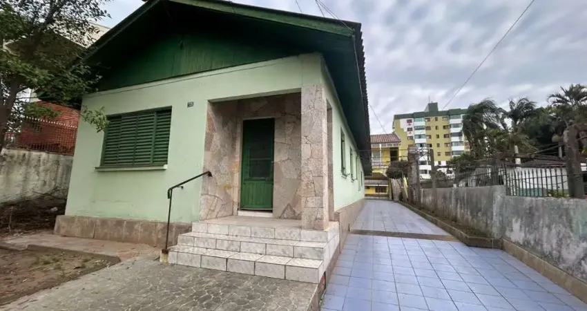 Casa com 5 quartos à venda na Rua Caxias, 139, Centro, Esteio