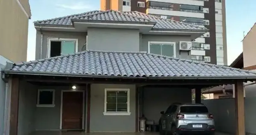 Casa com 4 quartos à venda na Santo Antônio, 178, Centro, Esteio